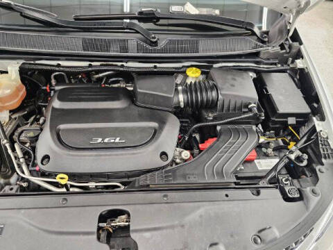 2017 Chrysler Pacifica Touring-L