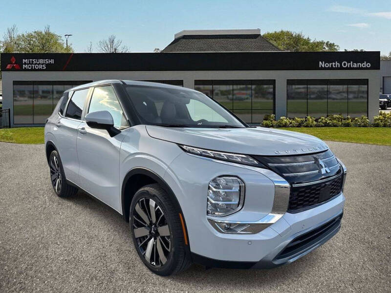 2026 Mitsubishi Outlander SE