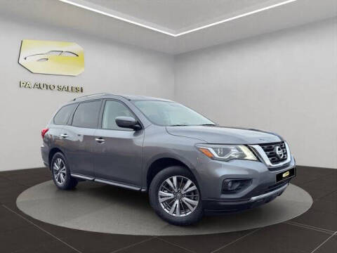 2018 Nissan Pathfinder SV