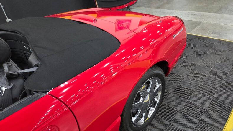 2002 Ford Thunderbird Deluxe