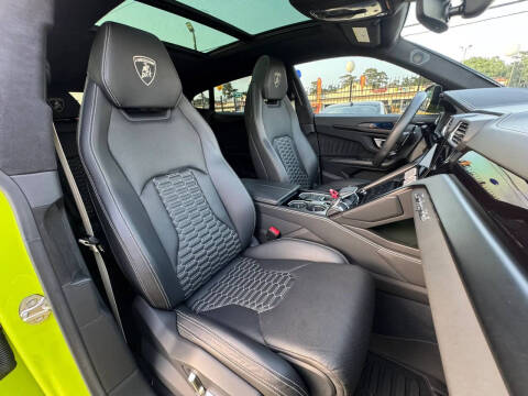 2022 Lamborghini Urus