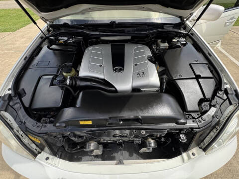 2004 Lexus LS 430