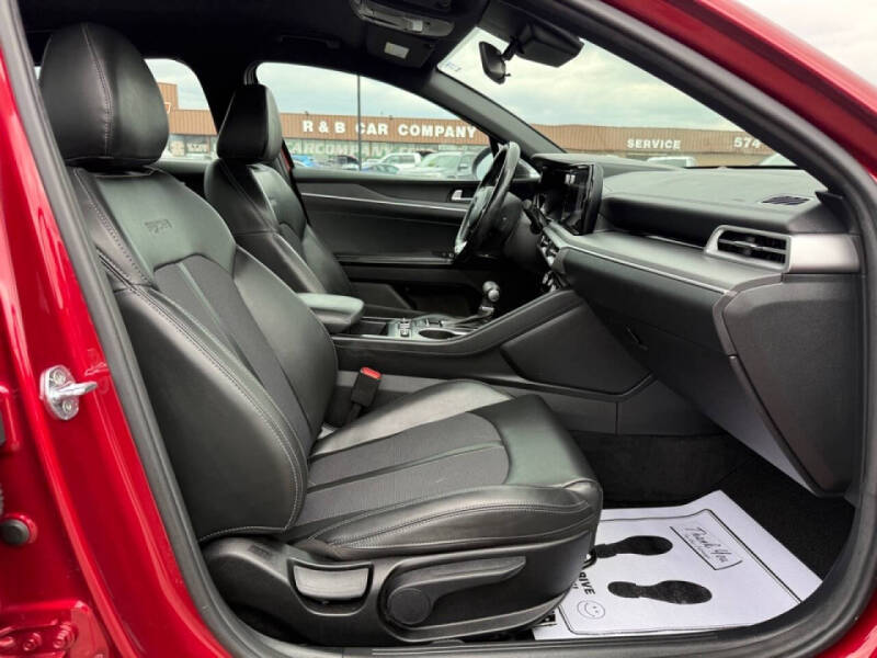 2022 Kia K5