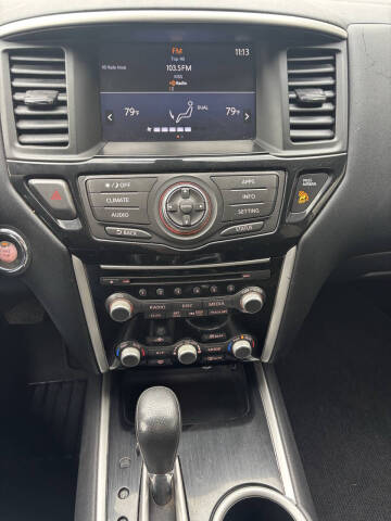 2017 Nissan Pathfinder S