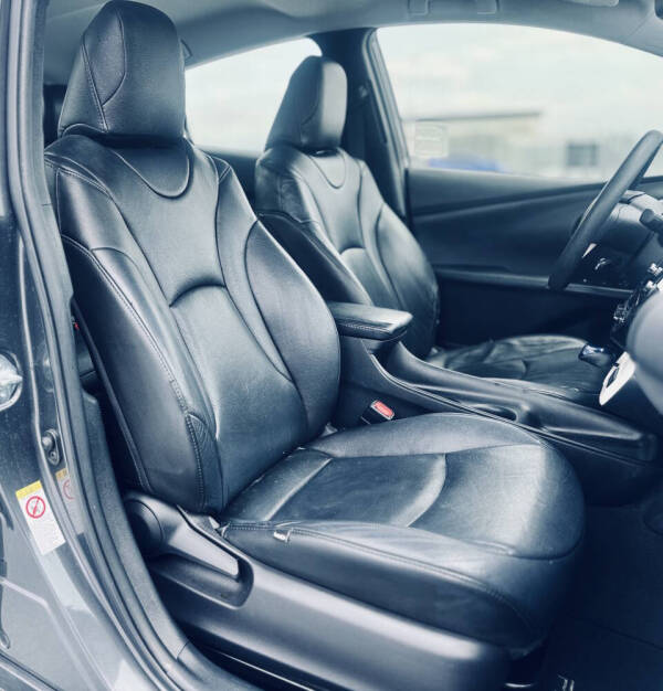 2017 Toyota Prius Two