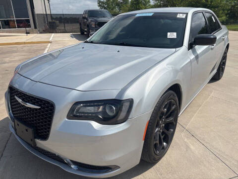 2020 Chrysler 300 Touring