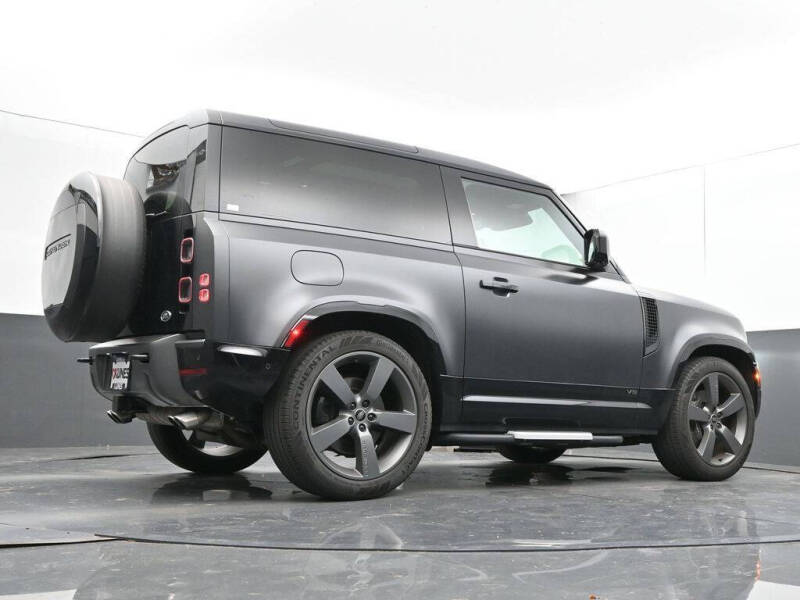 2023 Land Rover Defender 90 V8