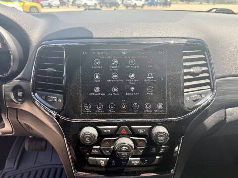 2020 Jeep Grand Cherokee Laredo E