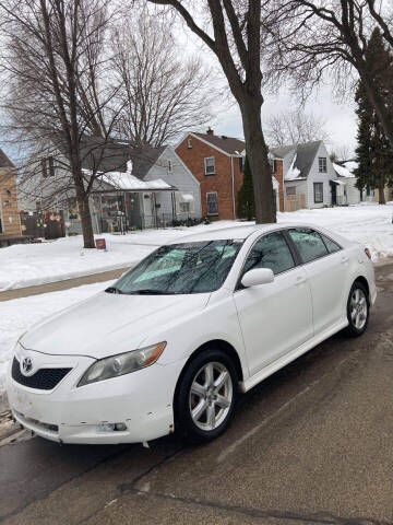 2007 Toyota Camry for sale at Square Business Automotive in Milwaukee WI
