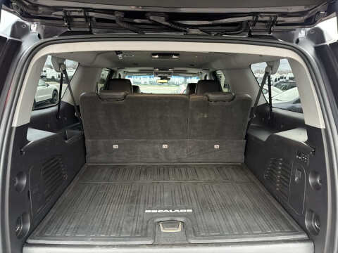 2018 Cadillac Escalade ESV Premium Luxury