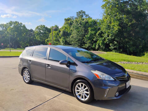 2014 Toyota Prius v Five
