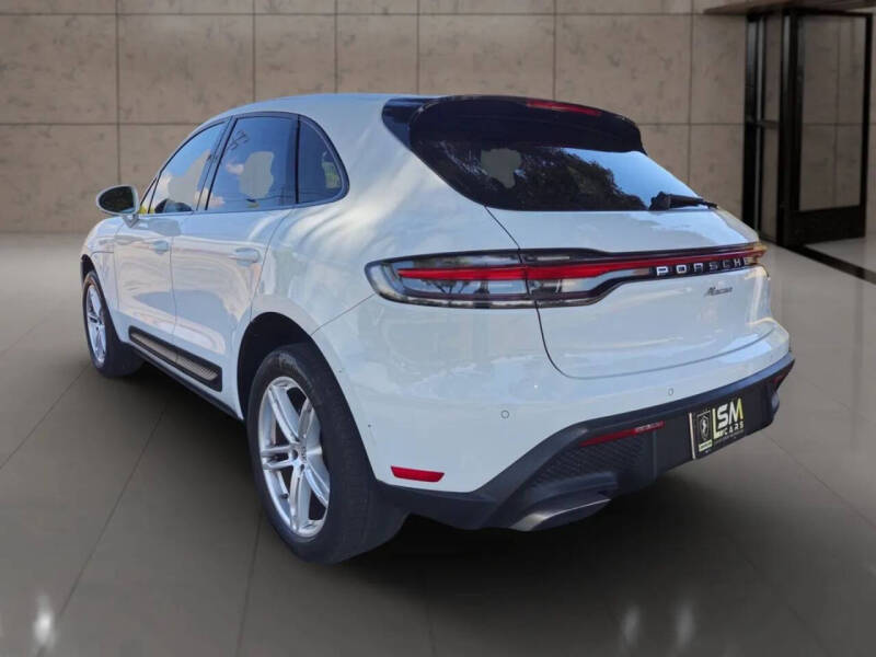 2022 Porsche Macan