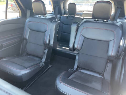2024 Ford Explorer ST-Line