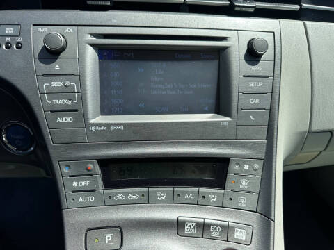 2013 Toyota Prius Three