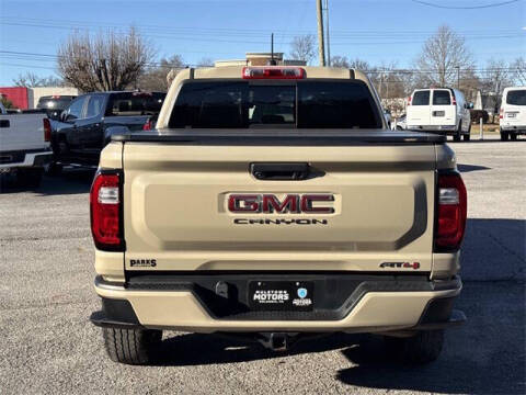 2023 GMC Canyon AT4
