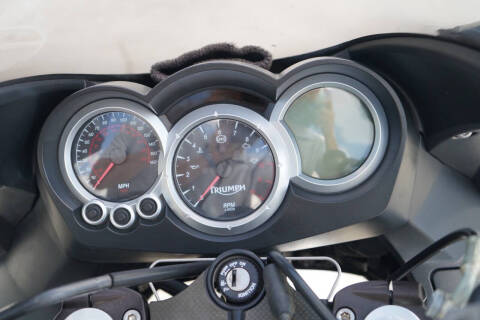 2011 Triumph Sprint GT 1050