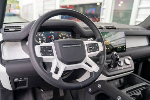 2022 Land Rover Defender 90 X-Dynamic S