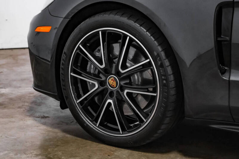 2021 Porsche Panamera
