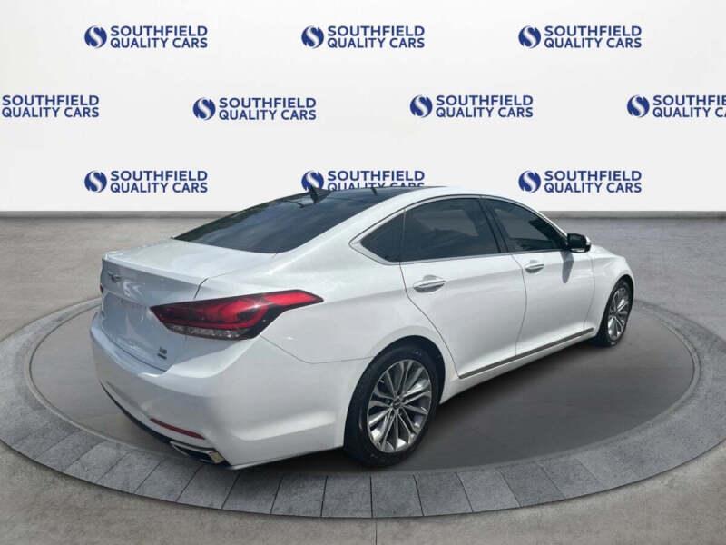 2017 Genesis G80