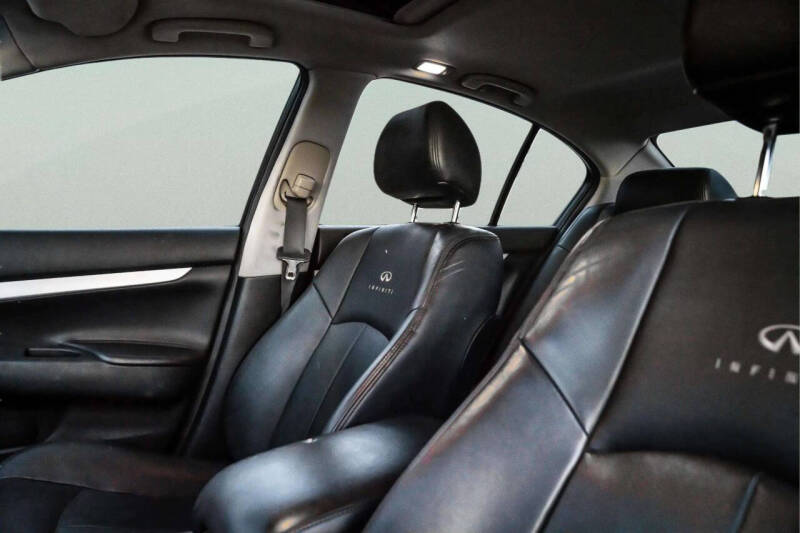 2009 Infiniti G37 Sedan x