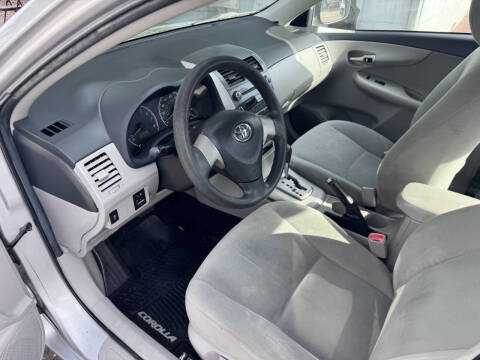 2011 Toyota Corolla LE