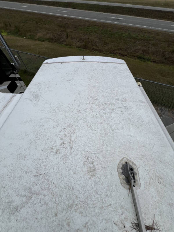 2000 Winnebago Adventurer