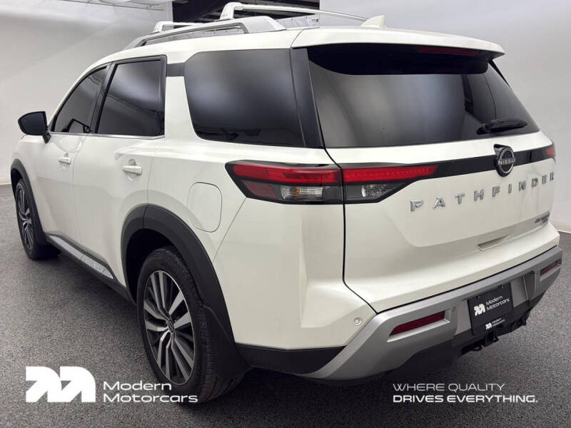 2022 Nissan Pathfinder Platinum