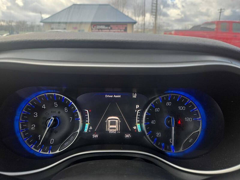 2022 Chrysler Pacifica Touring