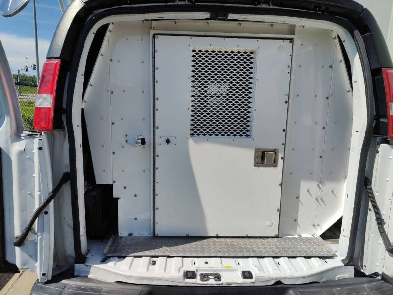 2017 Chevrolet Express 2500
