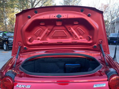 2019 Mazda MX-5 Miata Sport