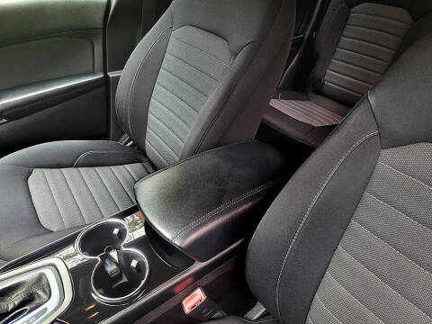 2015 Ford Edge SE