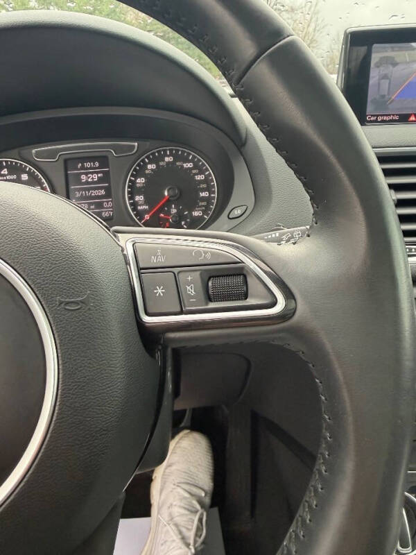 2017 Audi Q3 2.0T Premium Plus