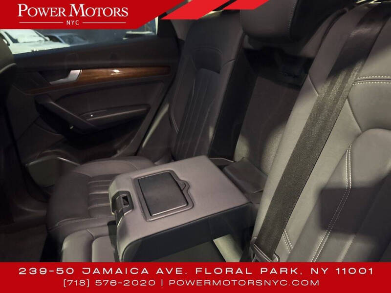 2022 Audi Q5 quattro S line Premium 45 TFSI