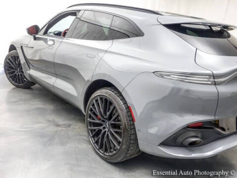 2022 Aston Martin DBX