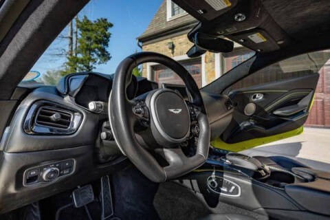 2020 Aston Martin Vantage