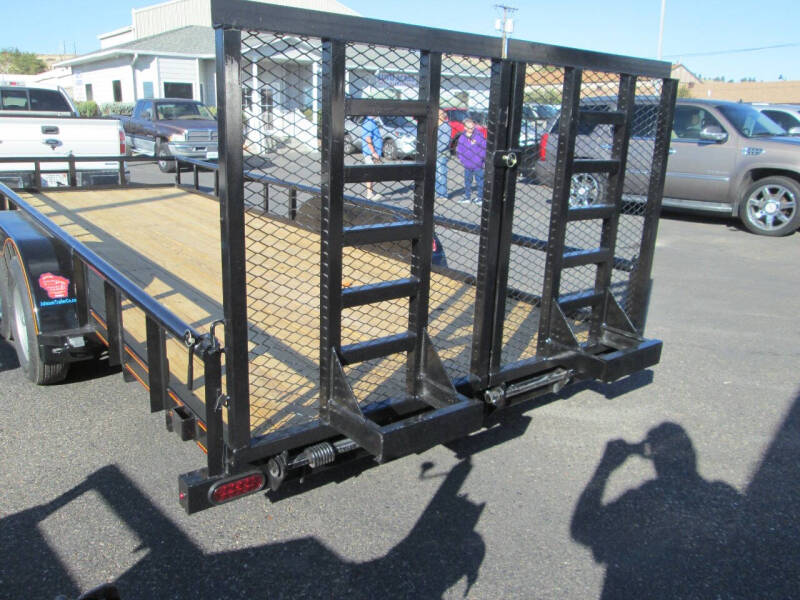 2025 SPORT WARRIOR 83 X20 SPLIT TAIL GATE
