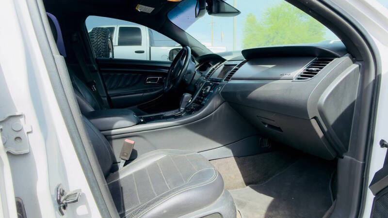 2015 Ford Taurus SHO