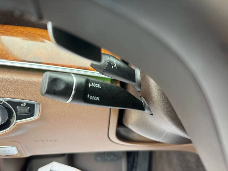 2017 Mercedes-Benz E-Class E 300 4MATIC