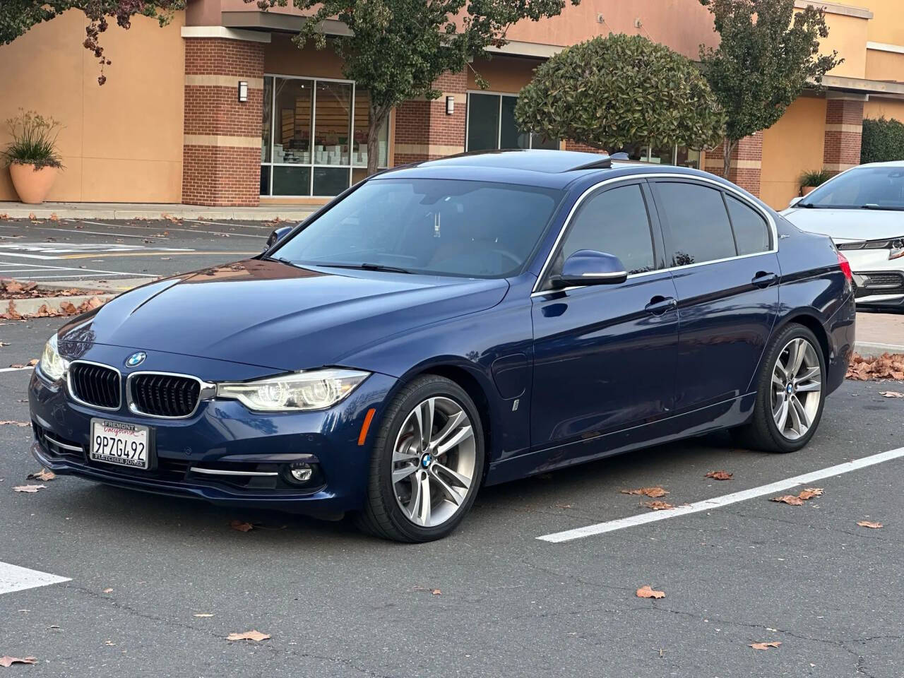 Blue 2017 BMW 3 Series 330e iPerformance 330e iPerformance 4dr Sedan 1