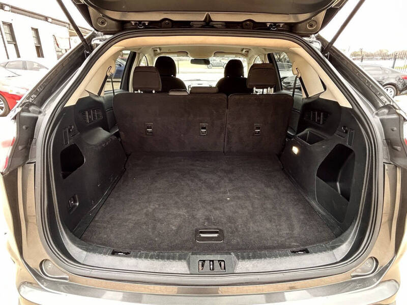 2019 Ford Edge SE