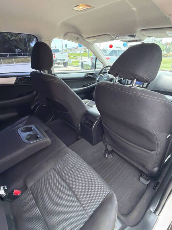 2018 Subaru Outback 2.5i