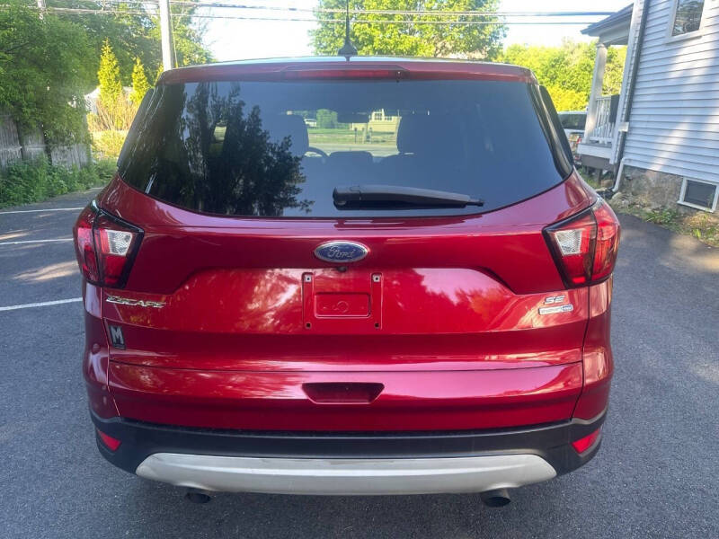 2019 Ford Escape SE