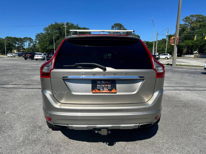 2016 Volvo XC60 T5 Drive-E Platinum