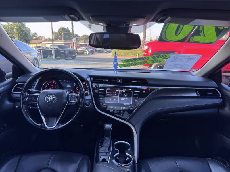 2020 Toyota Camry XSE