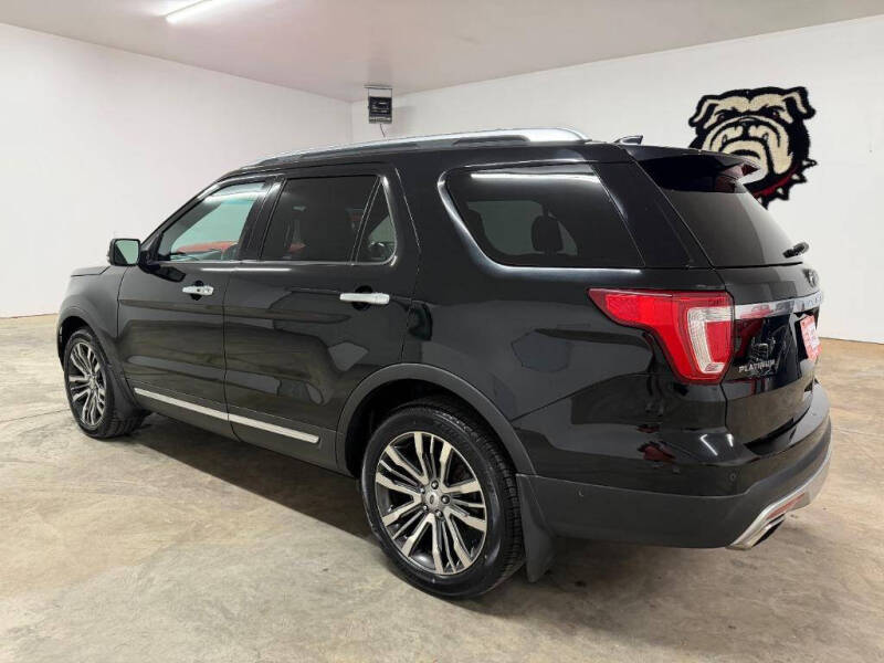 2017 Ford Explorer Platinum