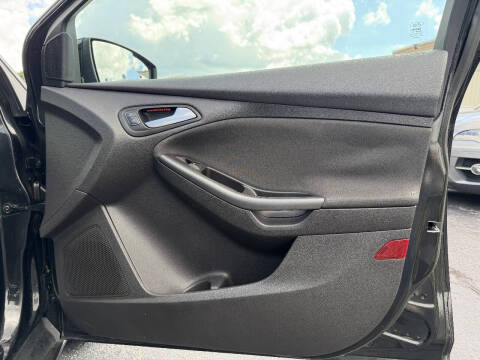 2015 Ford Focus SE