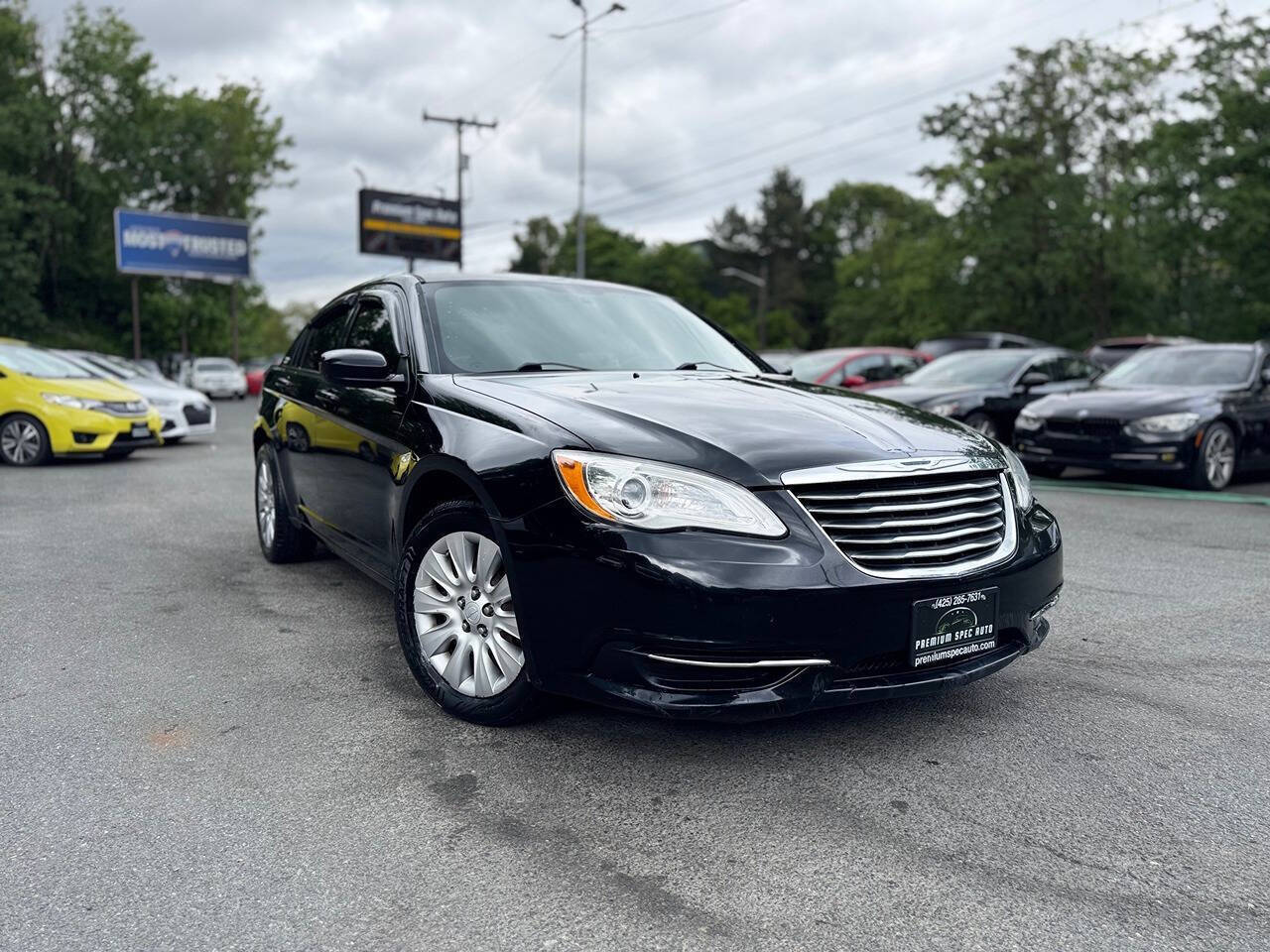 2014 Chrysler 200 LX 4dr Sedan's photo