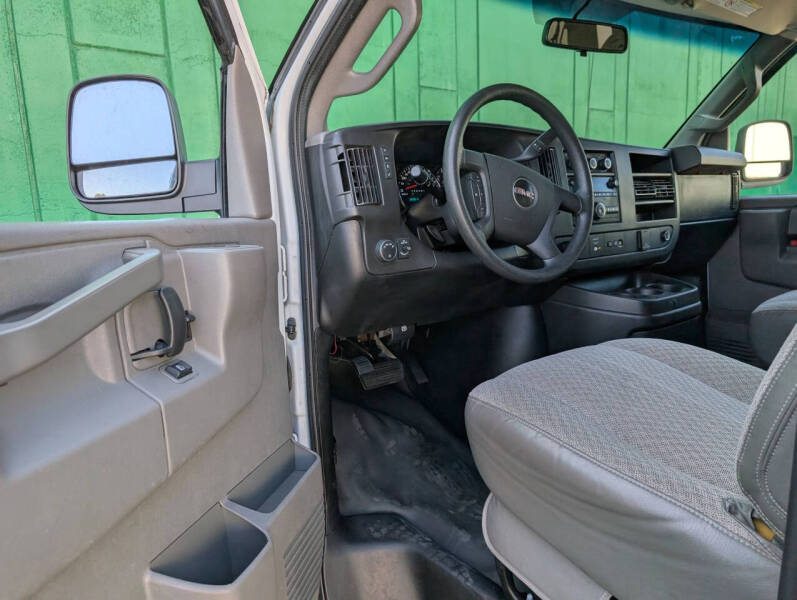 2018 GMC Savana LT 3500