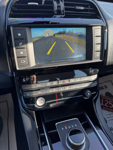 2017 Jaguar XE 25t Premium