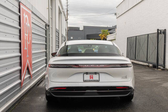 2024 Lucid Air 37